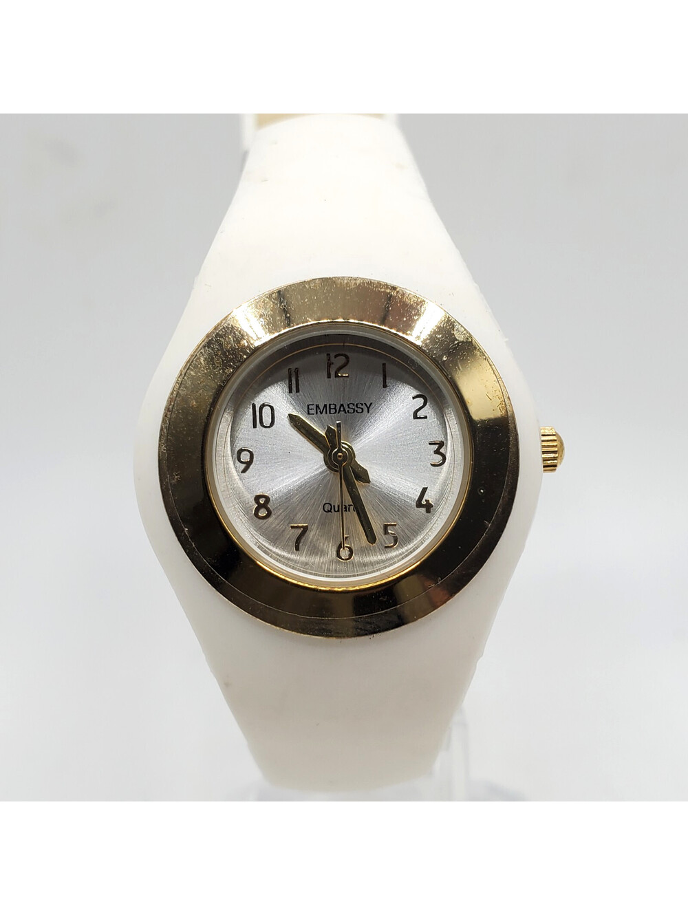Embassy Quartz Womens Watch 30mm White/Gold Tone New Battery